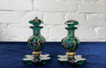 Флаконы антикварные русские императорский стеклянный завод для духов зеленые